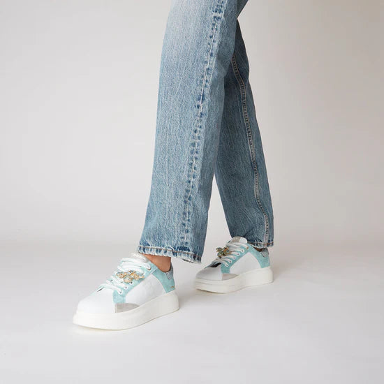 Sneaker Tosca Blu SS2501S004 Bellatrix in pelle con accessorio colore bianco/verdino