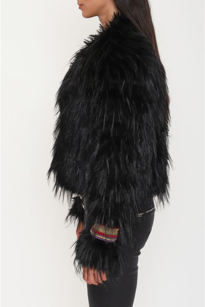 Giacca Santucci Eco-pelliccia Cropped Sfrangiata 52CPT512