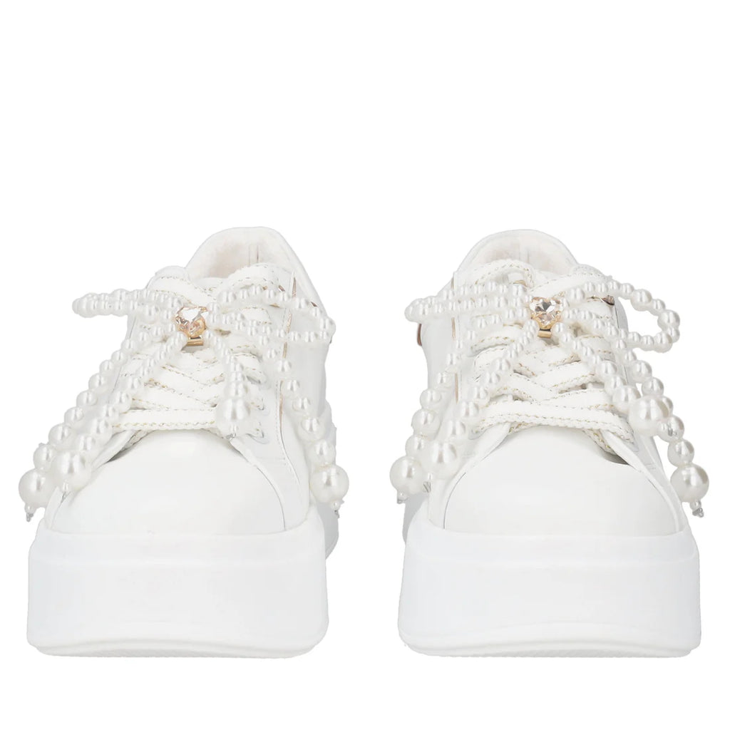 Sneaker Tosca Blu SS2603S025 Clara in pelle con fiocco di perle colore bianco