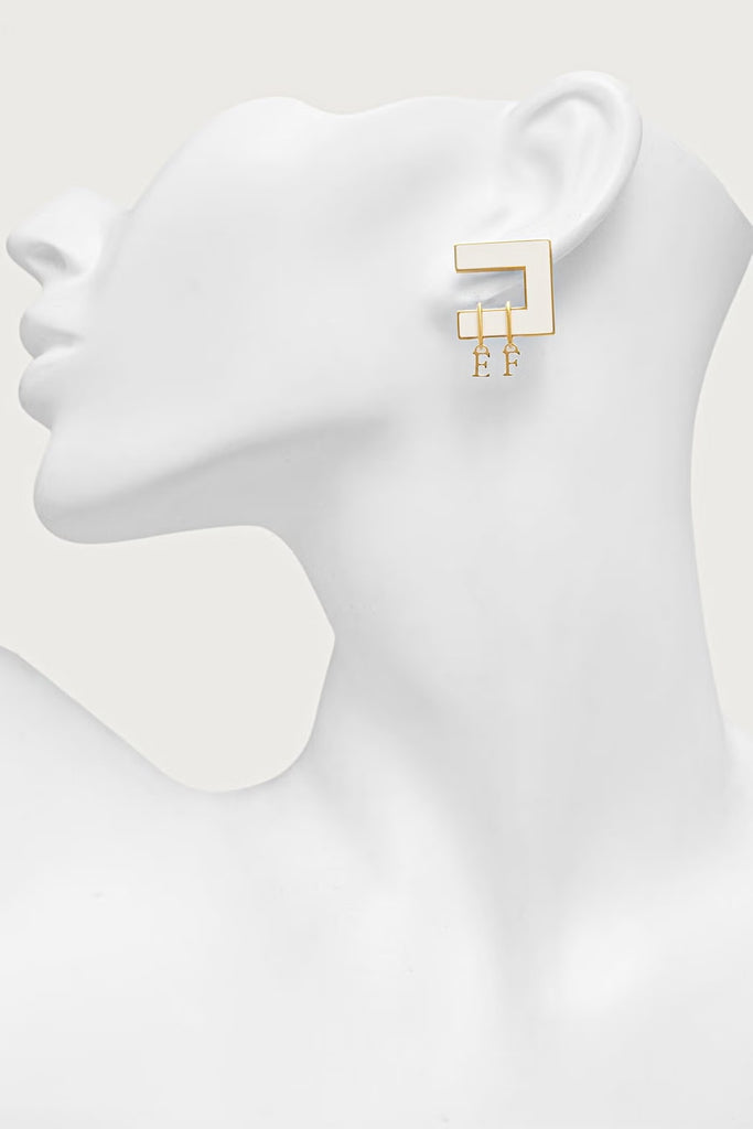 Orecchini Elisabetta Franchi OR34K66E2 con piccoli charms pendenti