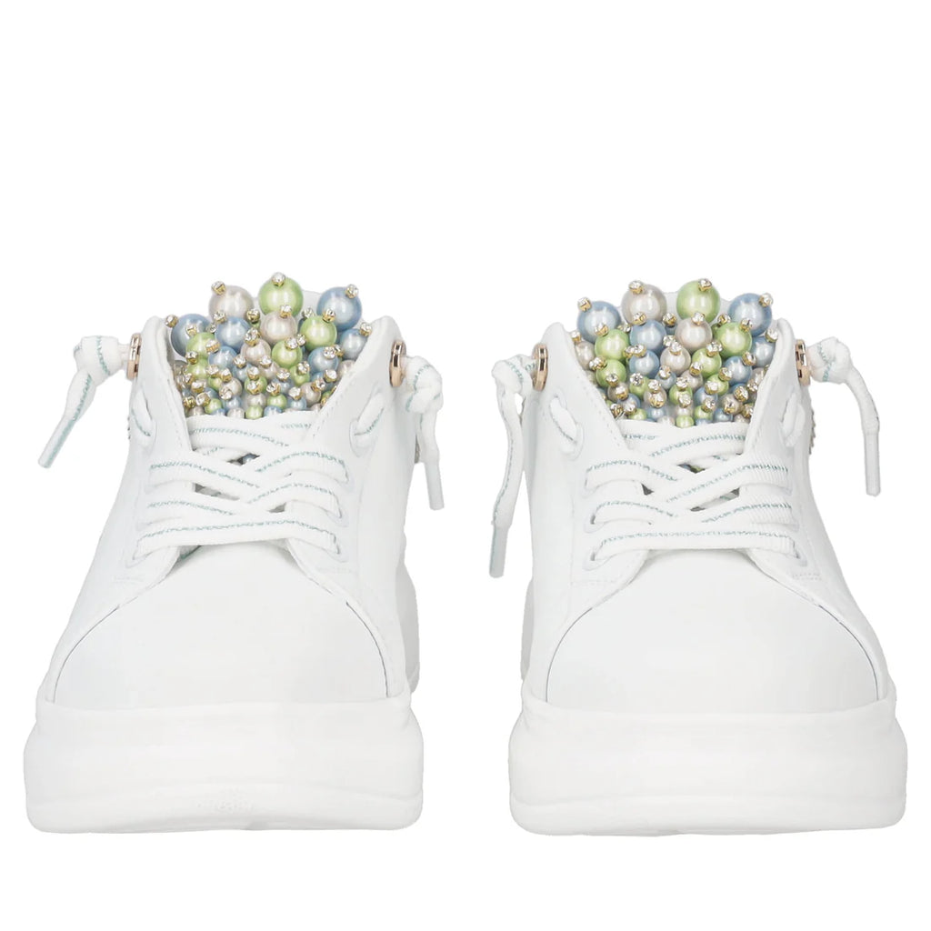 Sneakers Tosca Blu SS2601S003 Astrid in pelle con perle bianche/azzurre