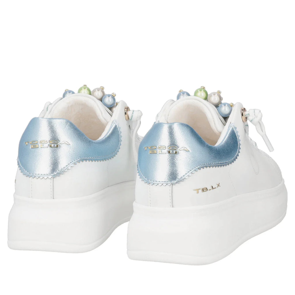 Sneakers Tosca Blu SS2601S003 Astrid in pelle con perle bianche/azzurre