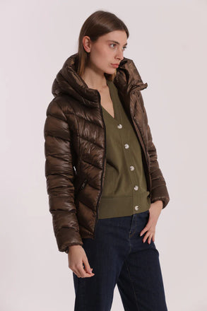 PIUMINO MIMI MUA 6567 CORTO CON MOTIVO A V