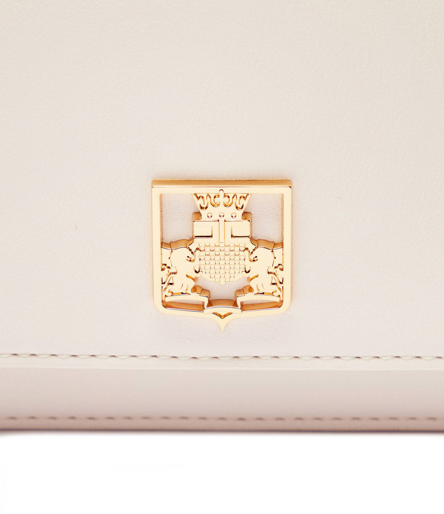 Borsa Elisabetta Franchi BS01A46E2 Burro a tracolla in materiale sintetico con placca logo