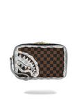 POCHETTE SPRAYGROUND 8294 CREAM AND BROWN TEAR CHECK TOILETRY BAG