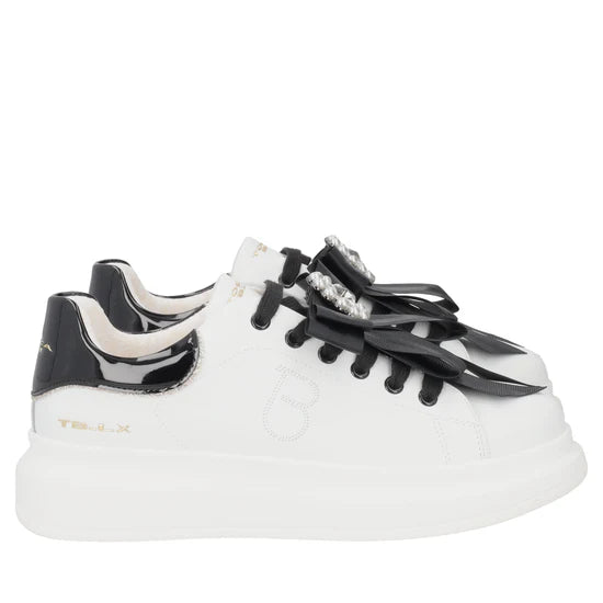 Sneaker Tosca Blu SF2501S006 Chic in pelle con fiocco e perle colore bianco-nero