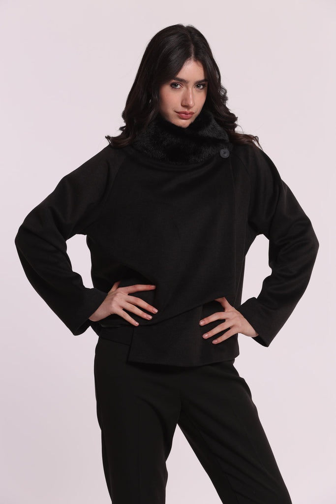 CAPPOTTO CORTO MIMI MUA CON COLLO EFFETTO PELLICCIA