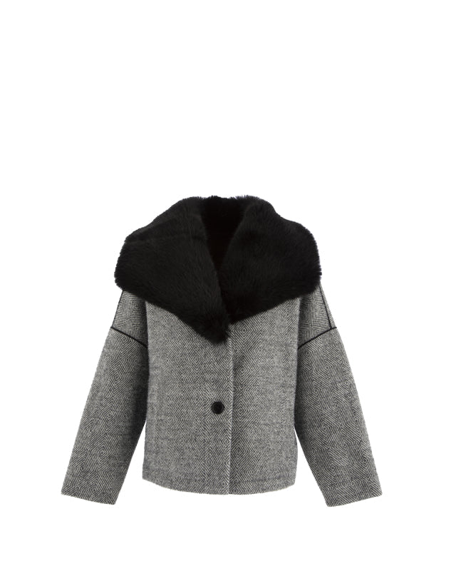 Giacca Alessia & Massimo GA9094 Cappotto corto spigato