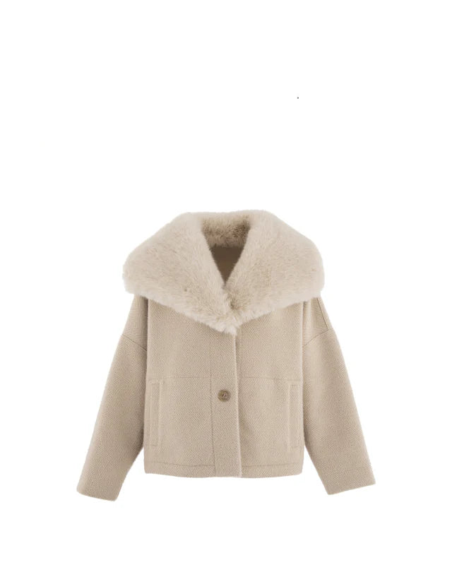 Giacca Alessia & Massimo GA9094 Cappotto corto spigato