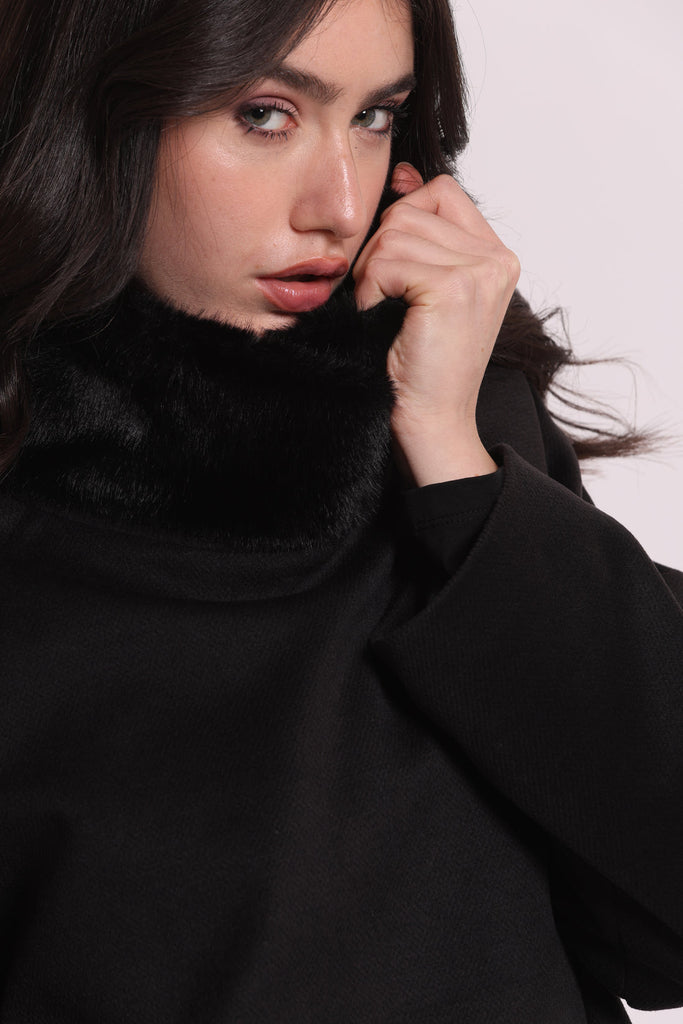 CAPPOTTO CORTO MIMI MUA CON COLLO EFFETTO PELLICCIA