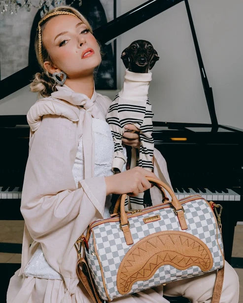 BORSA SPRAYGROUND 9398 BAULETTO EMBOSSED CREAM CHECK MINI DUFFLE
